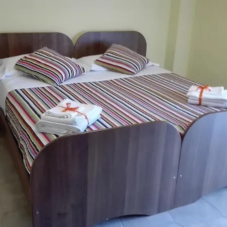 Lo Scoglio Della Sirena Apartmán *