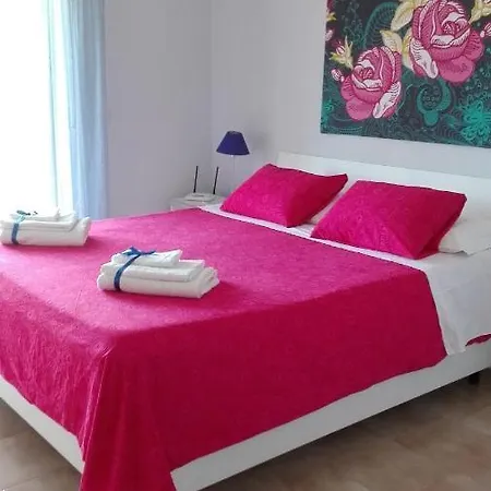 Apartment Lo Scoglio Della Sirena
